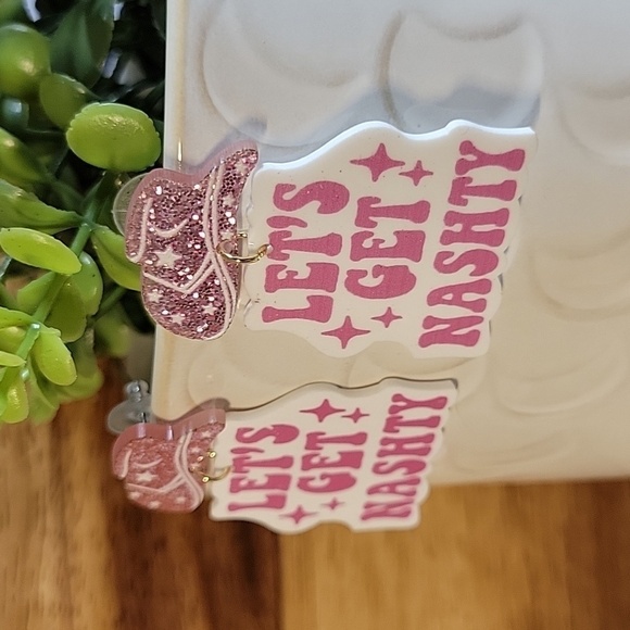 Nashville Cowgirl Earrings - Picture 5 of 6